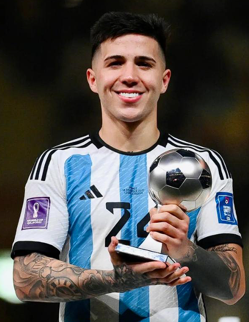 恩佐：世界杯征召时刻的难忘回忆与成长见证